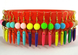 Free jewelry tutorial: colorful retro spike earrings